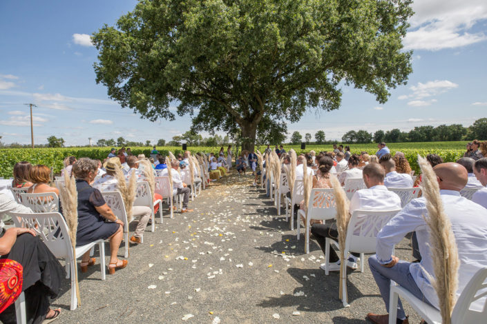 mariage céremonie extérieure carole doussin photographe